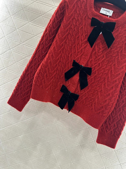 CC 26 Round Neck Bow Cardigan Red and Cream Wool 331418
