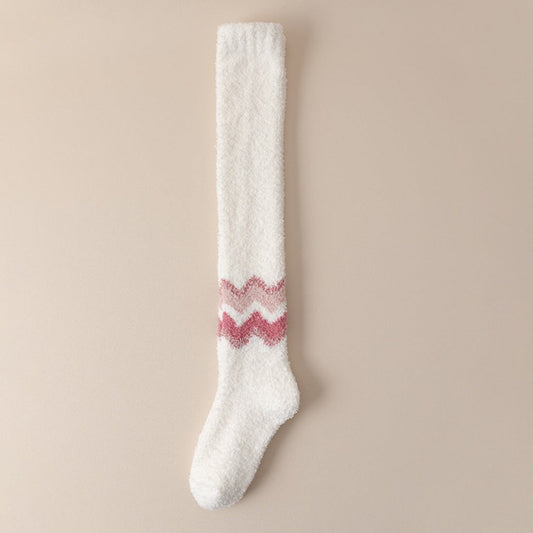 Rufia - Wavy Pattern Coral Fleece Long Socks