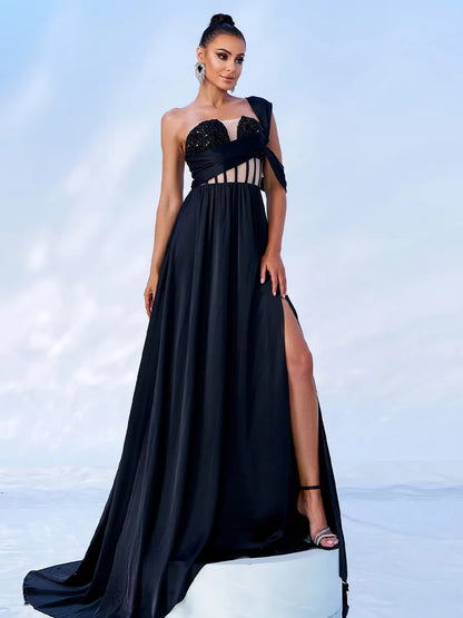 Faye Maxi Dress In Black