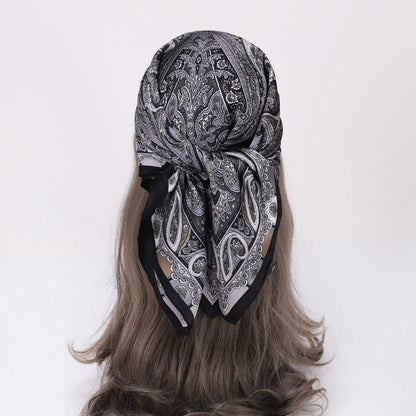 Scarvii - 27.5" Paisley Print Square Scarf - Classic&amp; Elegant