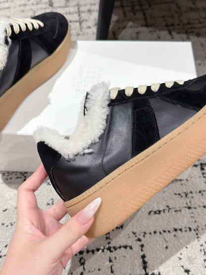 MM Platform German Training Shoes 50mm Black Suede Sheepskin Fur 558418