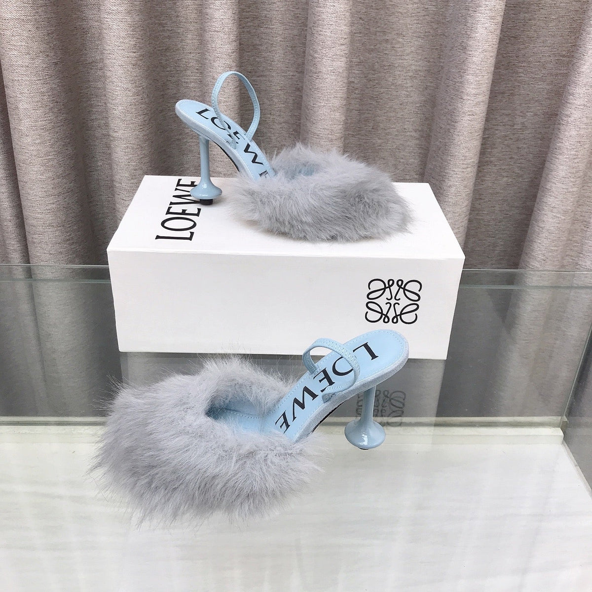 Loewe 25SS Fur-lined Mule 100 Blue in Fox Fur 597444
