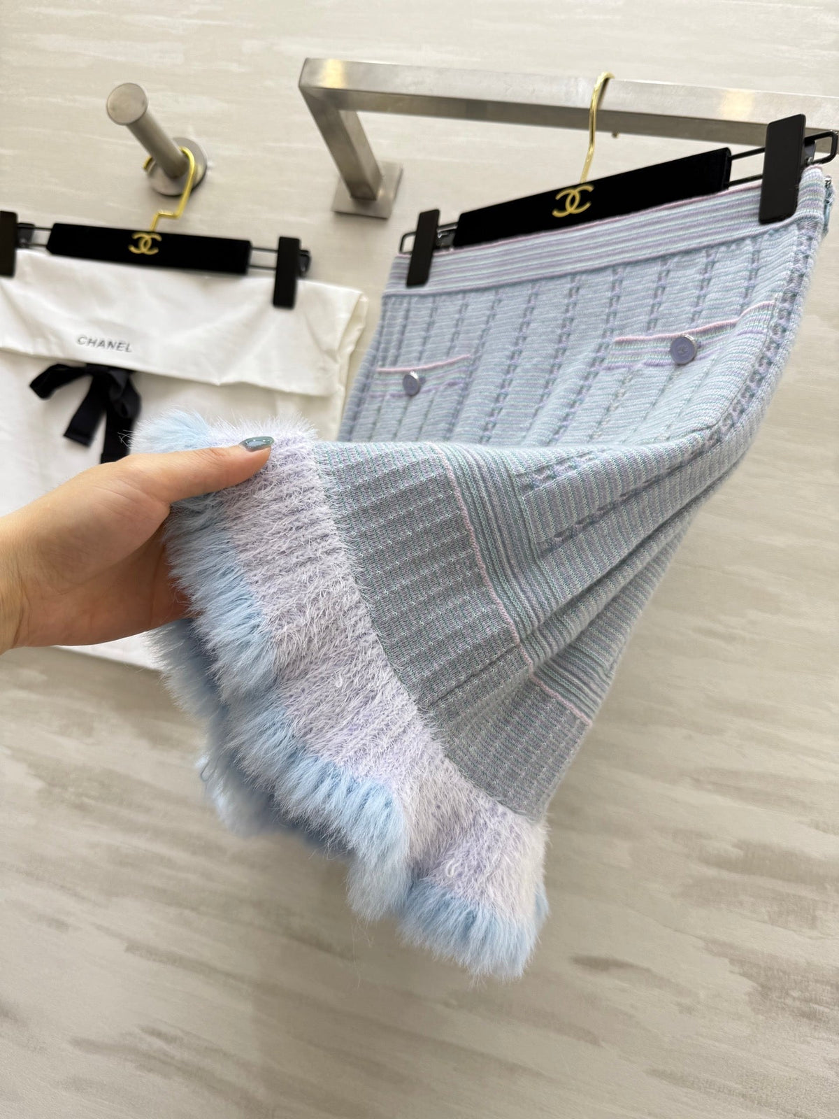 CC 25B Multicolor Pocket Knitted Skirt Light Blue Cashmere