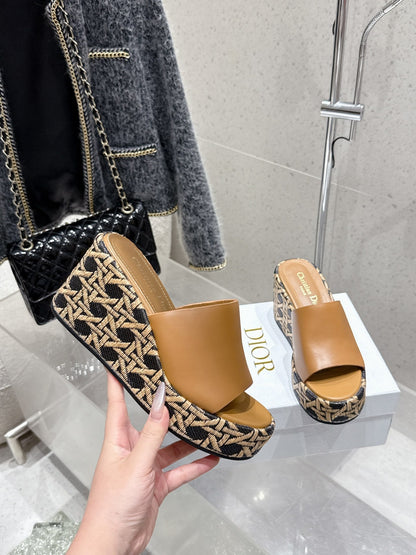 CD Attitude Wedge Sandals Beige in Cowhide 598184