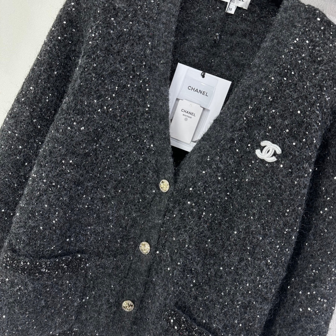 CC V-Neck Grey Cardigan Grey Knit 346012