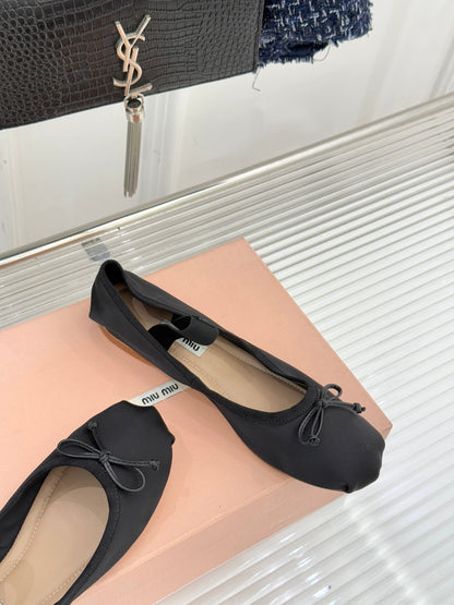 Miu Classic Bow Letter Ballet Black Satin