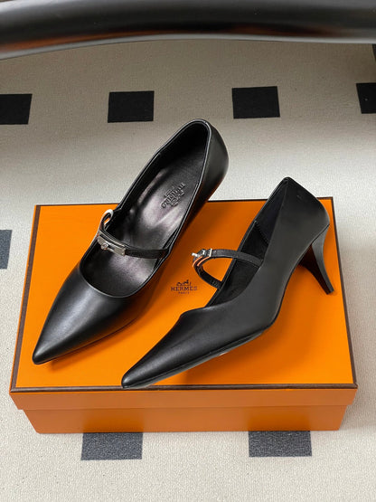HM 26 Majeste 60 Pump Black in Calfskin 593830