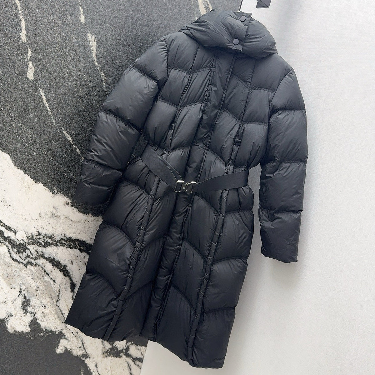 Burberry 25 Hooded Short Down Jacket with Adjustable Waist Black Polyester