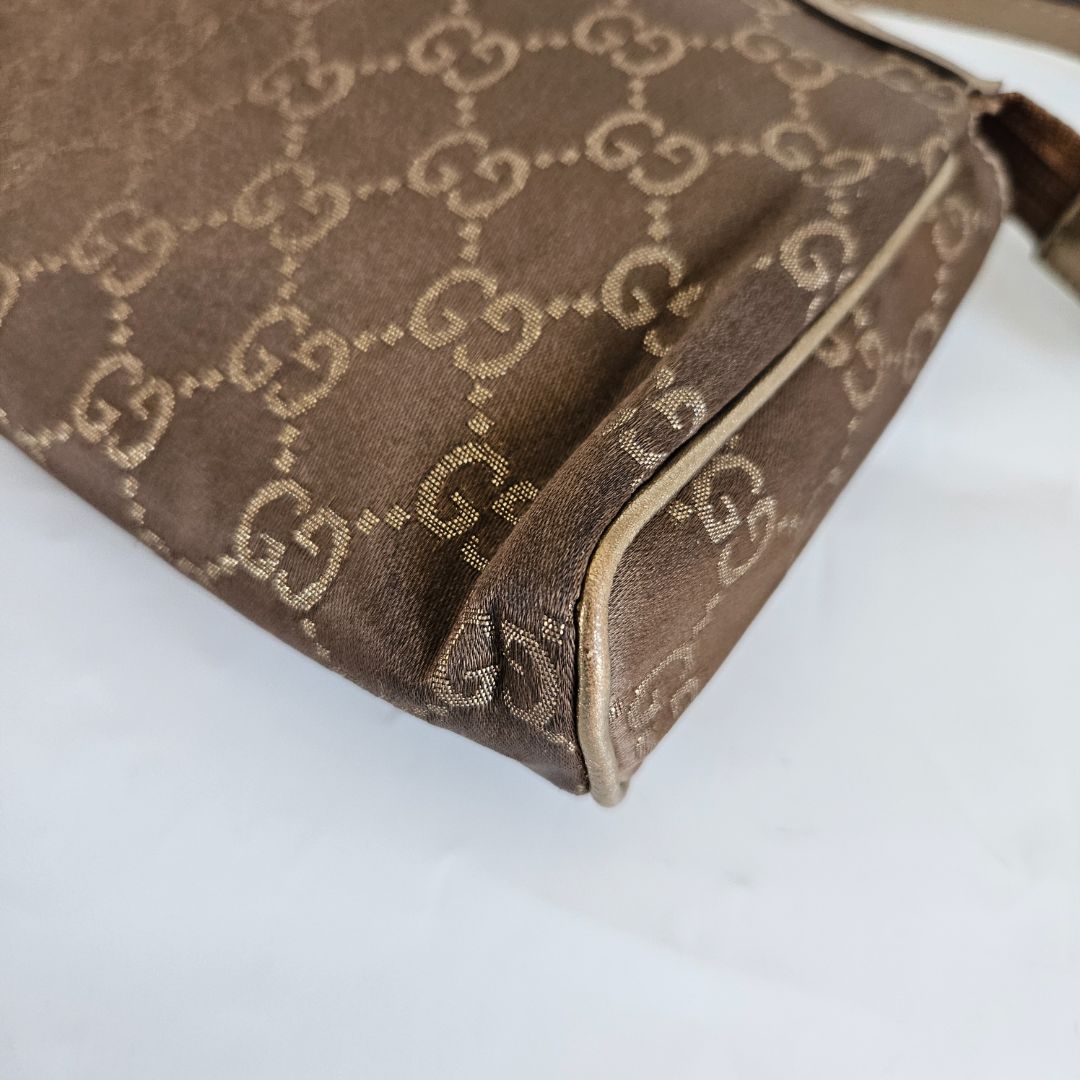 Gucci Bronze Guccissima Pochette Clutch Bag