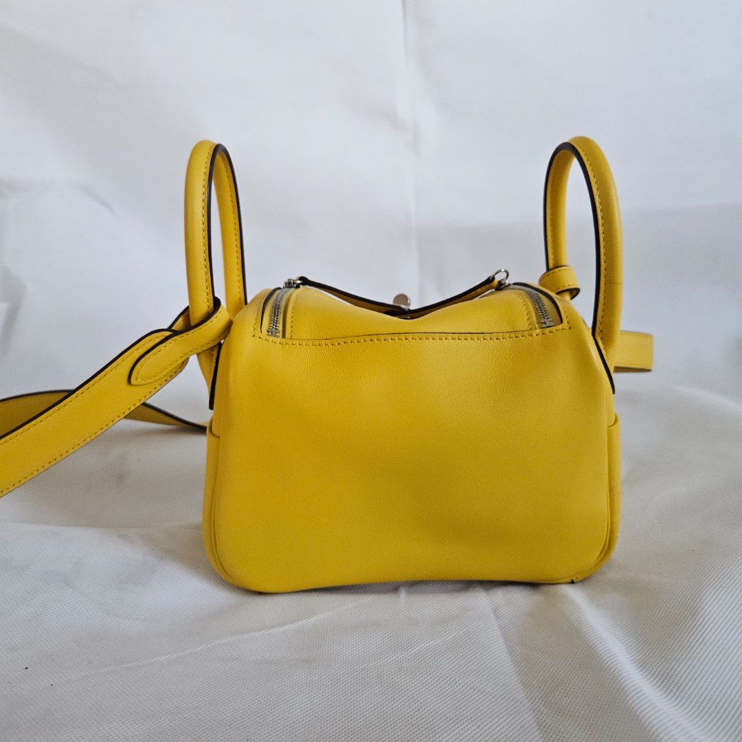 Hermès Mini Lindy Lime Yellow Swift leather bag