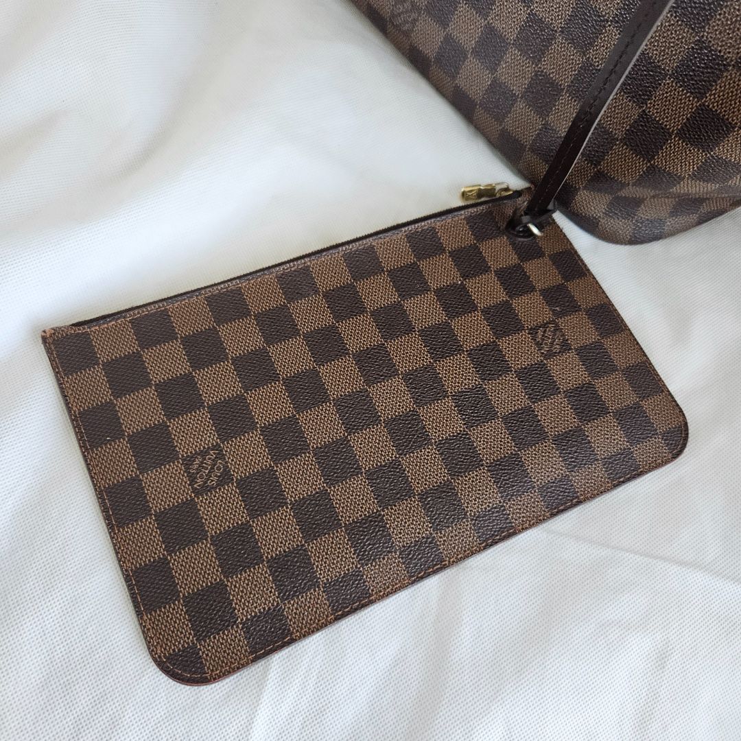 Louis Vuitton damier neverfull MM tote bag