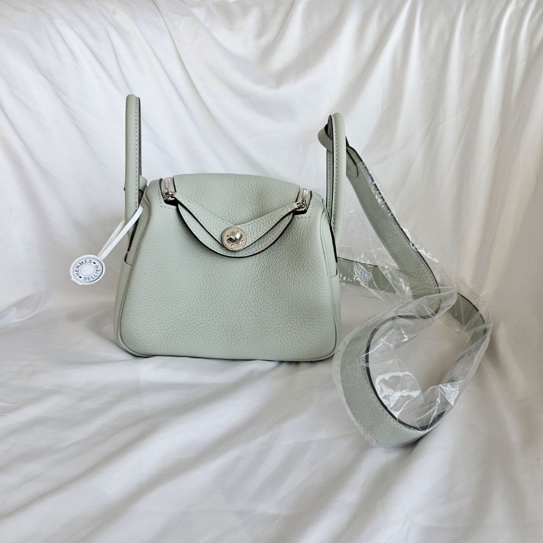Hermes Mini Lindy Gris Neve Leather Bag