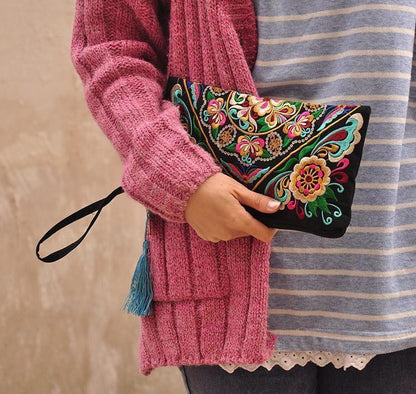 Ethnic Style Retro Embroidered Bag