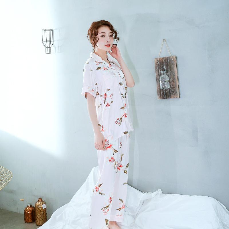 Spring And Summer New Ladies Printed Silk Casual Home Clothes Short Sleeve Trousers Summer Cardigan Pajamas
