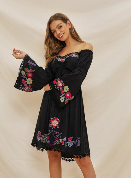 Women'S Holiday Dress Embroidered Off Shoulder Lace Stitched Flare Sleeve Bohemian Dress