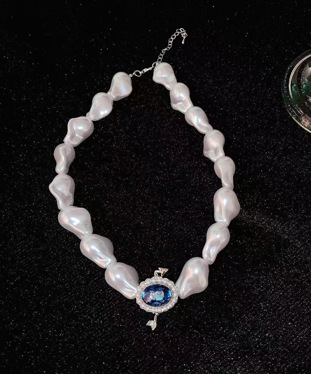 Classy White Alloy Crystal Asymmetric Pearl Gratuated Bead Necklace