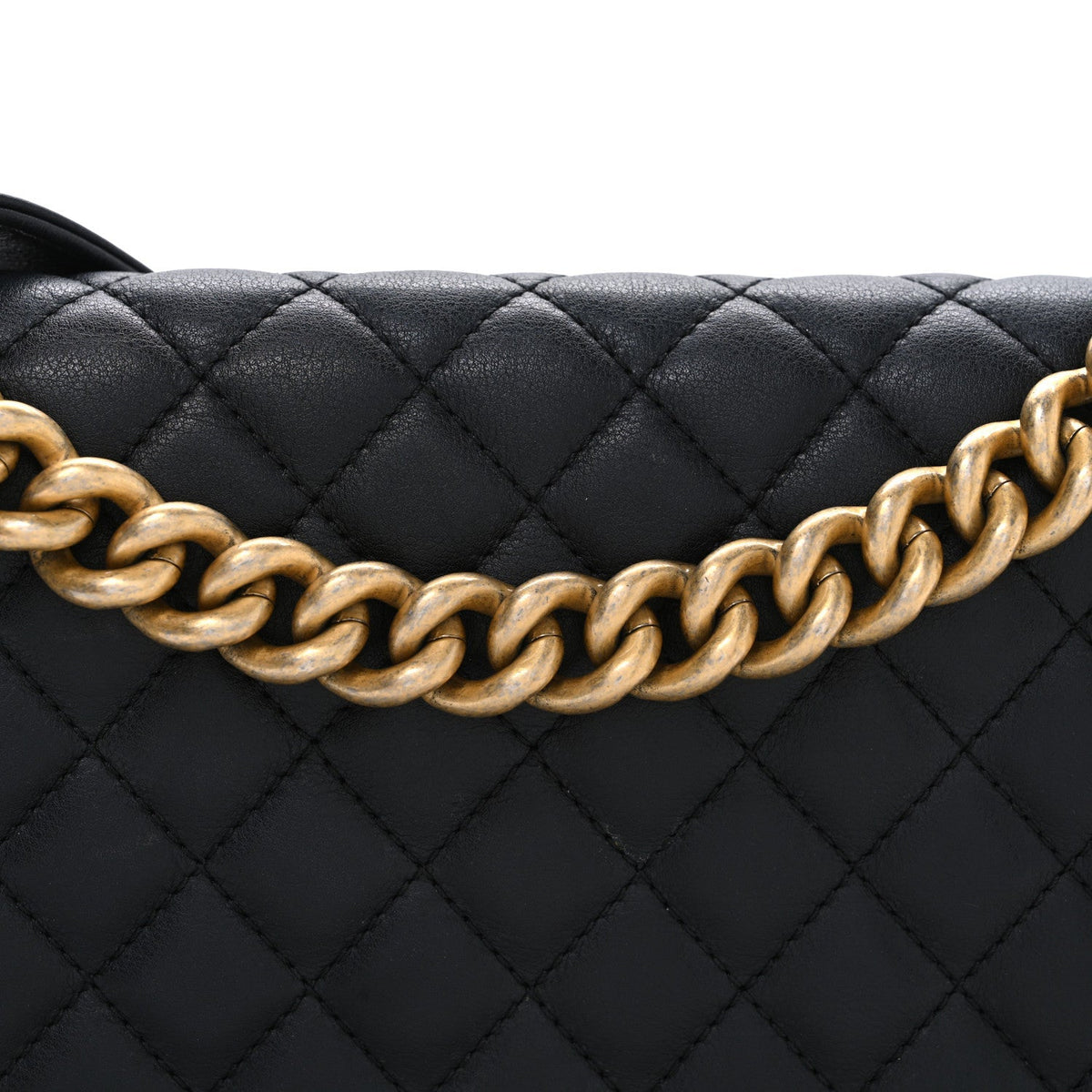 Lambskin Quilted Medium Boy Flap Black