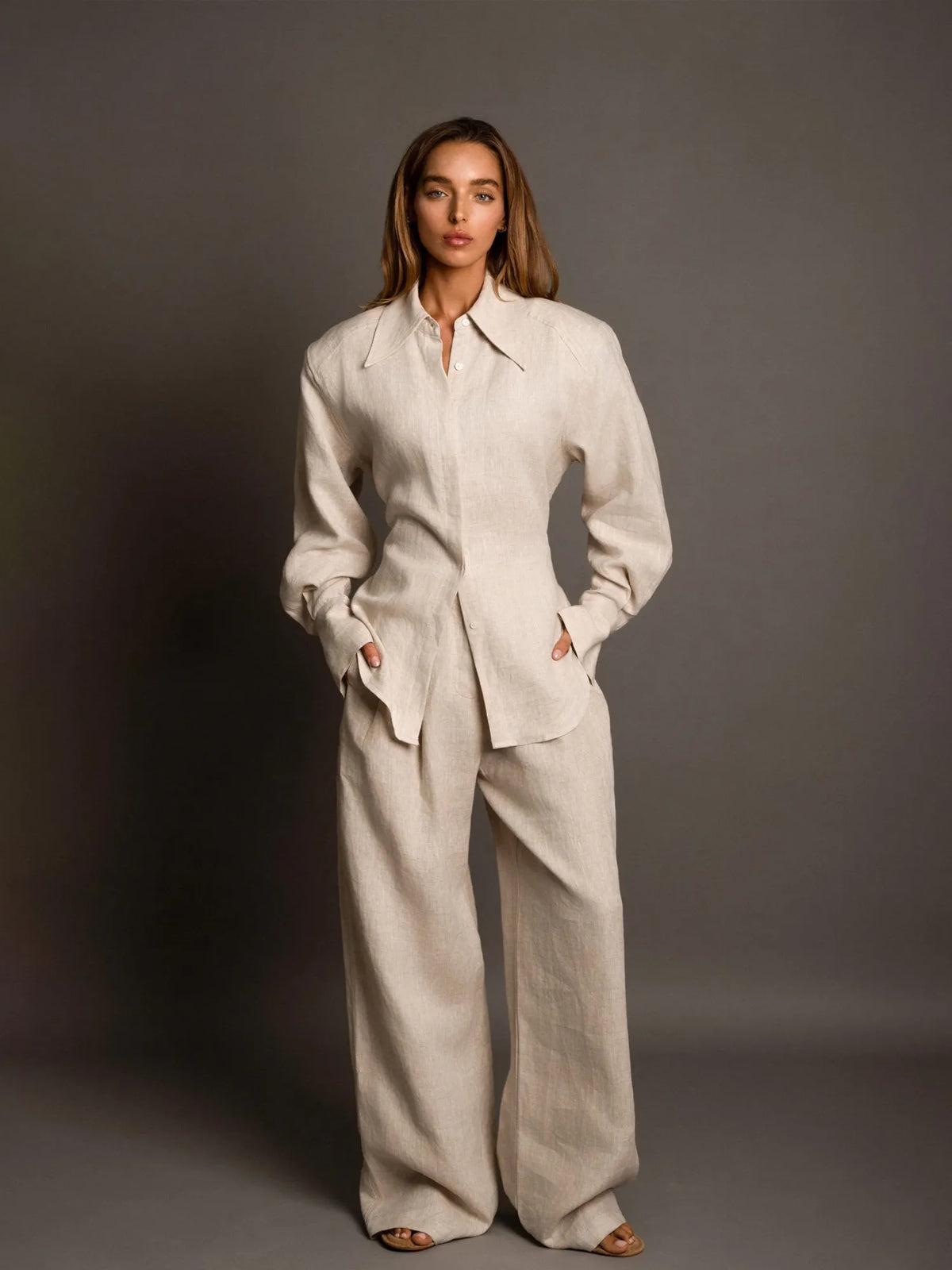 Mary Minimalist Linen Set