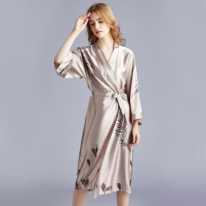 Yaoting Silk Wedding Pajamas Ladies Spring And Summer Long Bridesmaid Red Bride Morning Gown Home Gown 2