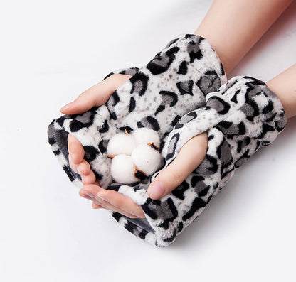 Trendy Warm Leopard Print Plush Fingerless Gloves