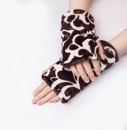Trendy Warm Leopard Print Plush Fingerless Gloves