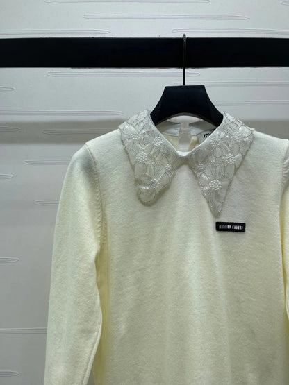 MIUMIU LACE-COLLAR SWEATER STYLE 815