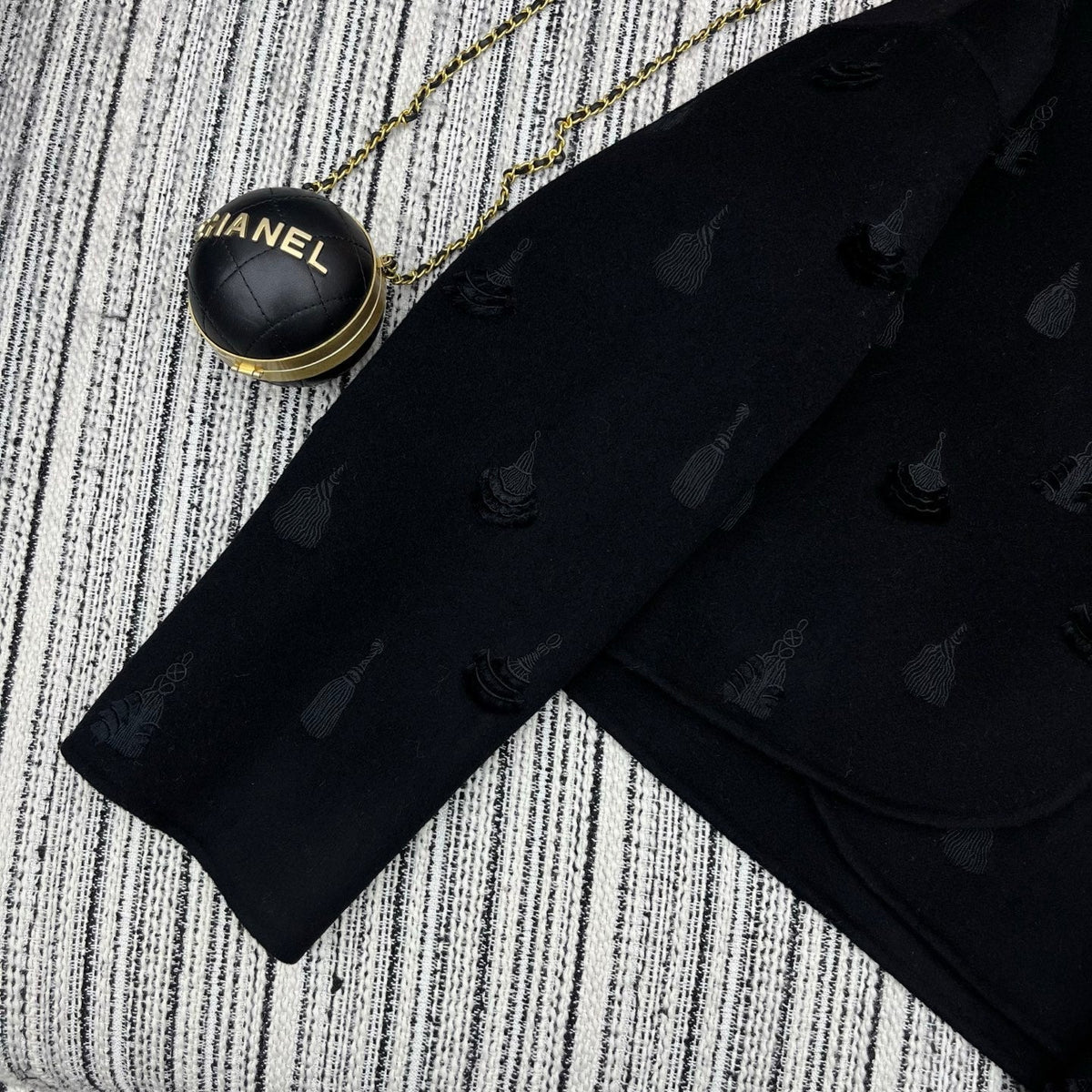 HM 25FW Hooded Double-faced Black Cashmere Short Coat