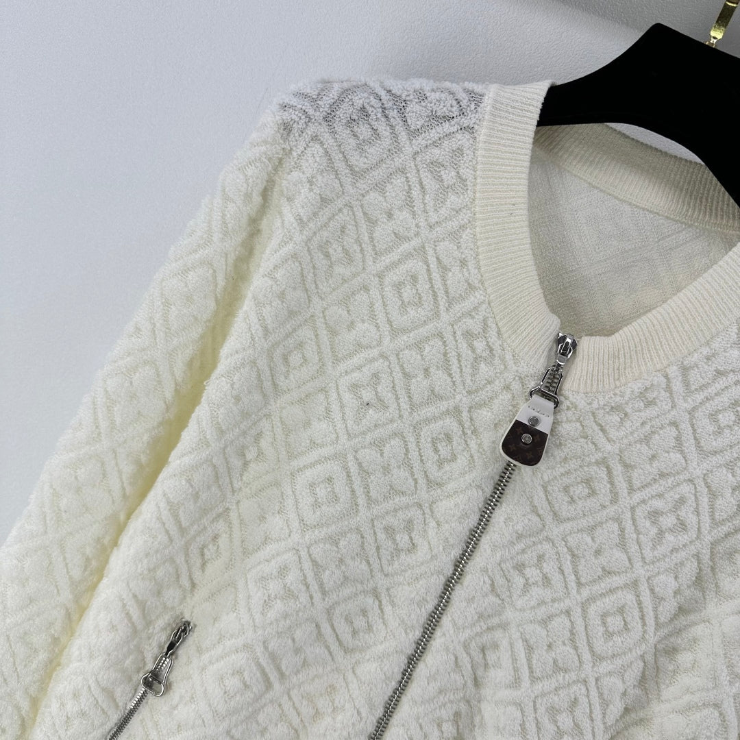 LV Embossed Long-Sleeved Cardigan in Cream Wool 271049