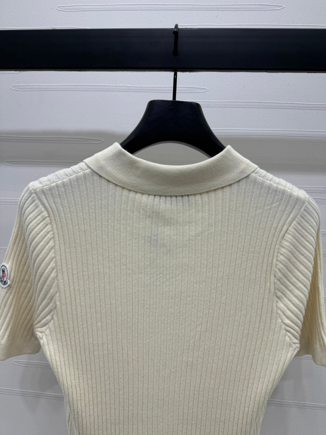 Moncle Beaded Lapel Knit Short-Sleeve Top Cream Tencel Cotton 255895