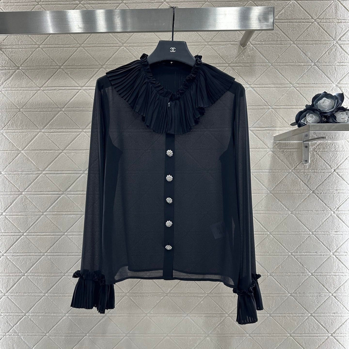 CHANEL LACE RUFFLED SHIRT STYLE 285