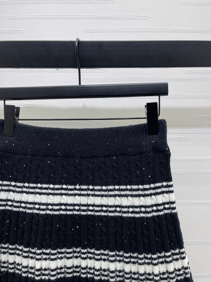 CC 25 Striped Knit Skirt Black Wool