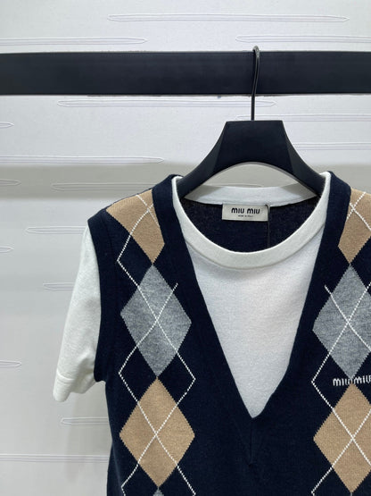 Miumiu Faux Two-Piece Knitted Short-Sleeves Vest Black and White Cashmere