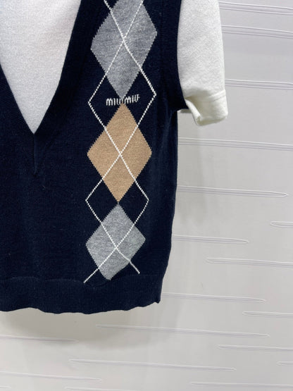 Miumiu Faux Two-Piece Knitted Short-Sleeves Vest Black and White Cashmere