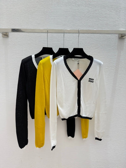 Miumiu Contrast Color Simple Knit Wool Suspender Two-Piece Set