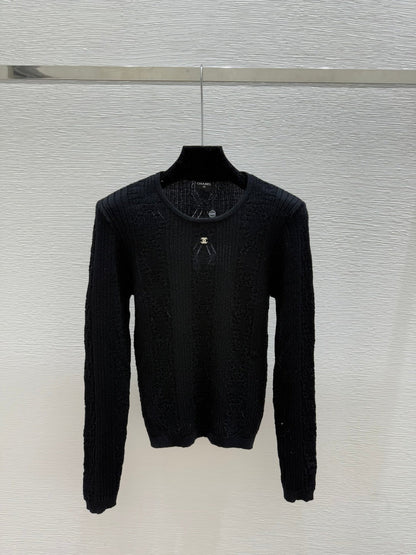 CC 25 Crew Neck Knit Long Sleeve Sweater Wool