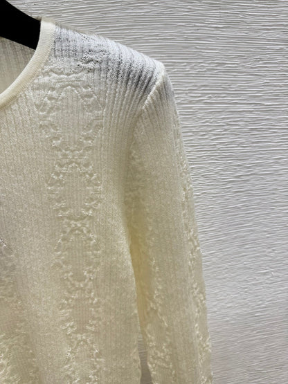 CC 25 Crew Neck Knit Long Sleeve Sweater Wool