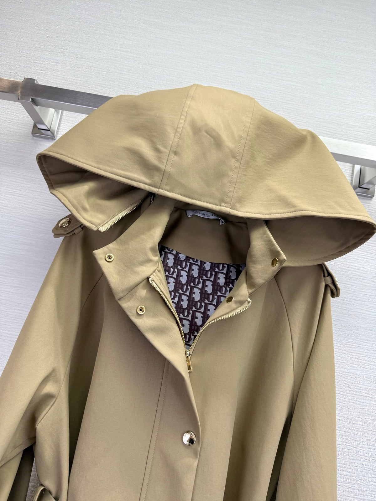 CD 25SS Removable Hooded Windbreaker With Belt Beige Cotton 306557