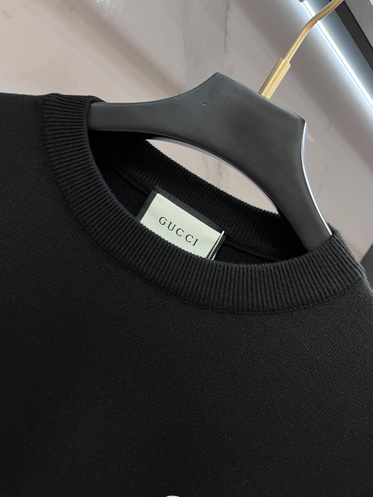 Gucci 25 Classic Logo Design Sweater 108635