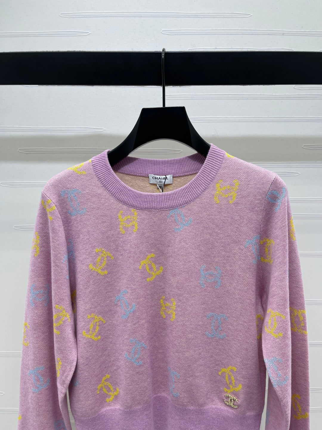 CC 25 Jacquard Long-Sleeved Pullover Sweater Pink Wool