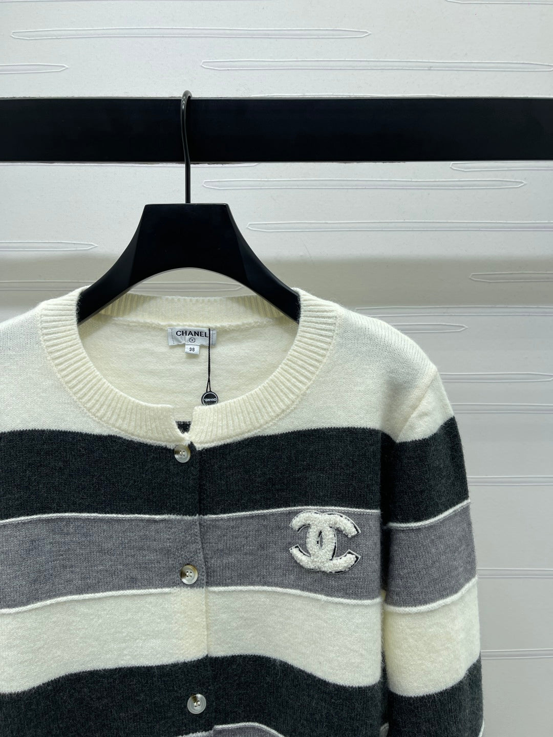 CC 25 Round-Neck Knitted Wool Cashmere Striped Cardigan