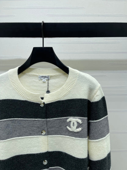 CC 25 Round-Neck Knitted Wool Cashmere Striped Cardigan