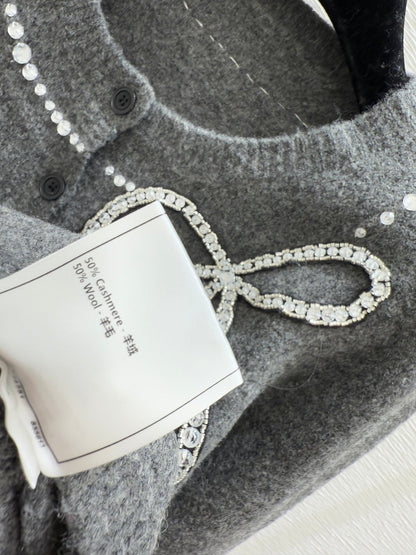 CC 25F Heavy Bow Beaded Round Neck Knit Wool Cashmere Long-Sleeved Cardigan
