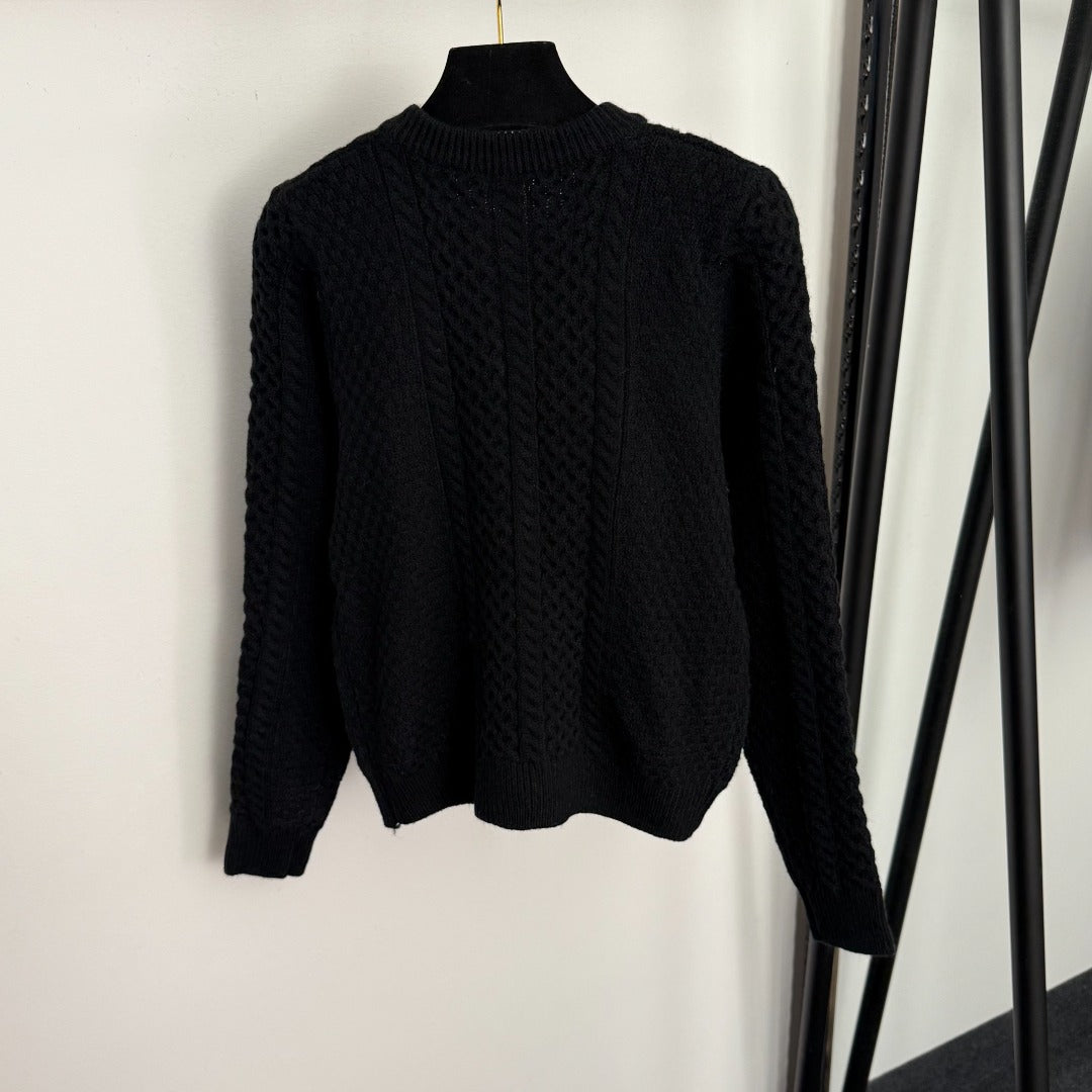 CC Double-Pocket Long-sleeved Cable-knit Cardigan