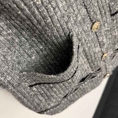 CC Single-breasted V-neck Long-sleeved Knitted Cardigan
