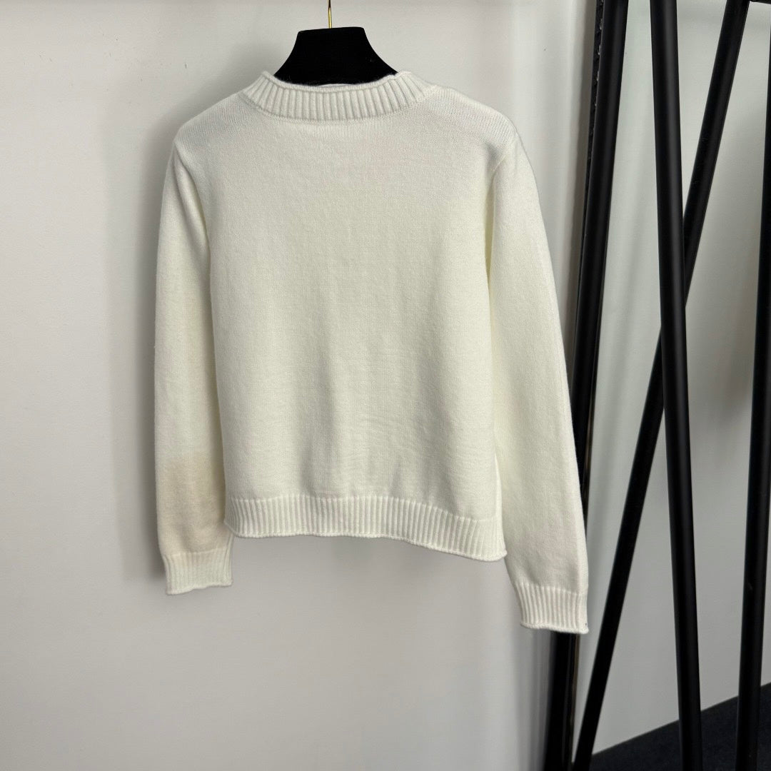 CC Pearl Button Round Neck Long-sleeved Knitted Cardigan