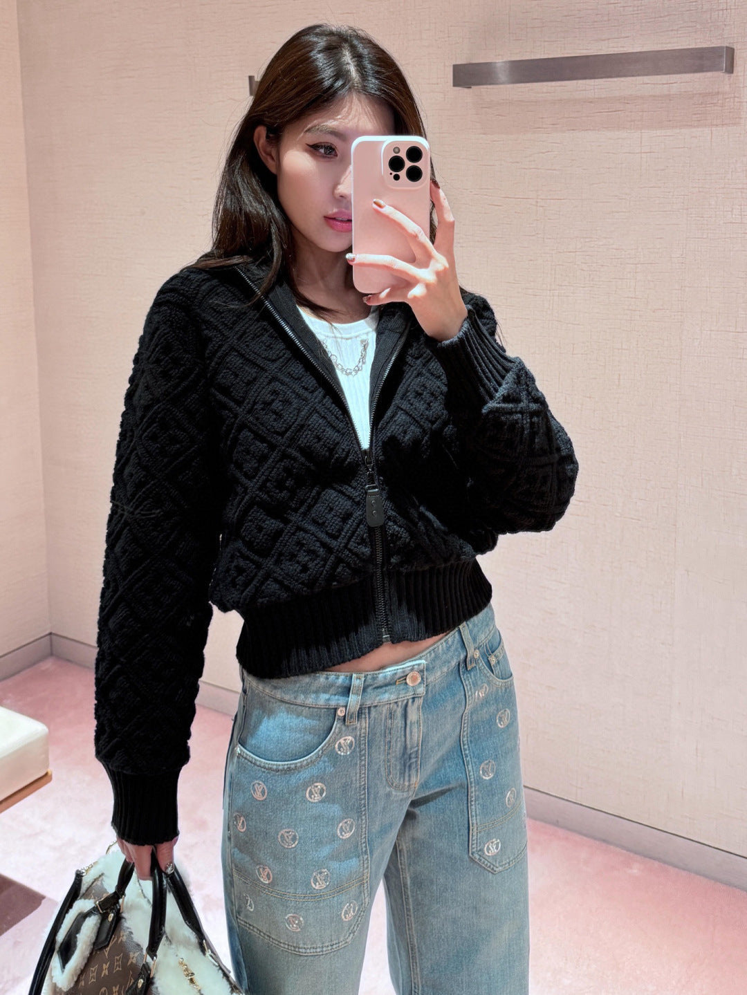 LV 25 Logo Pattern Collared Knit Cardigan