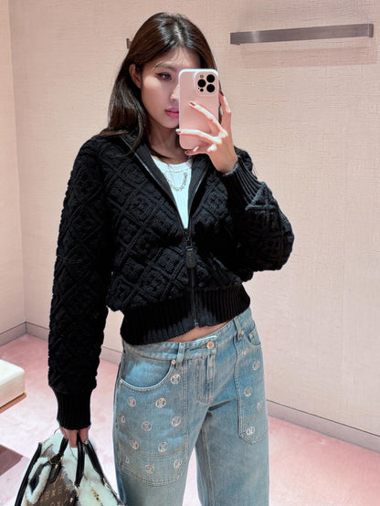 LV 25 Logo Pattern Collared Knit Cardigan