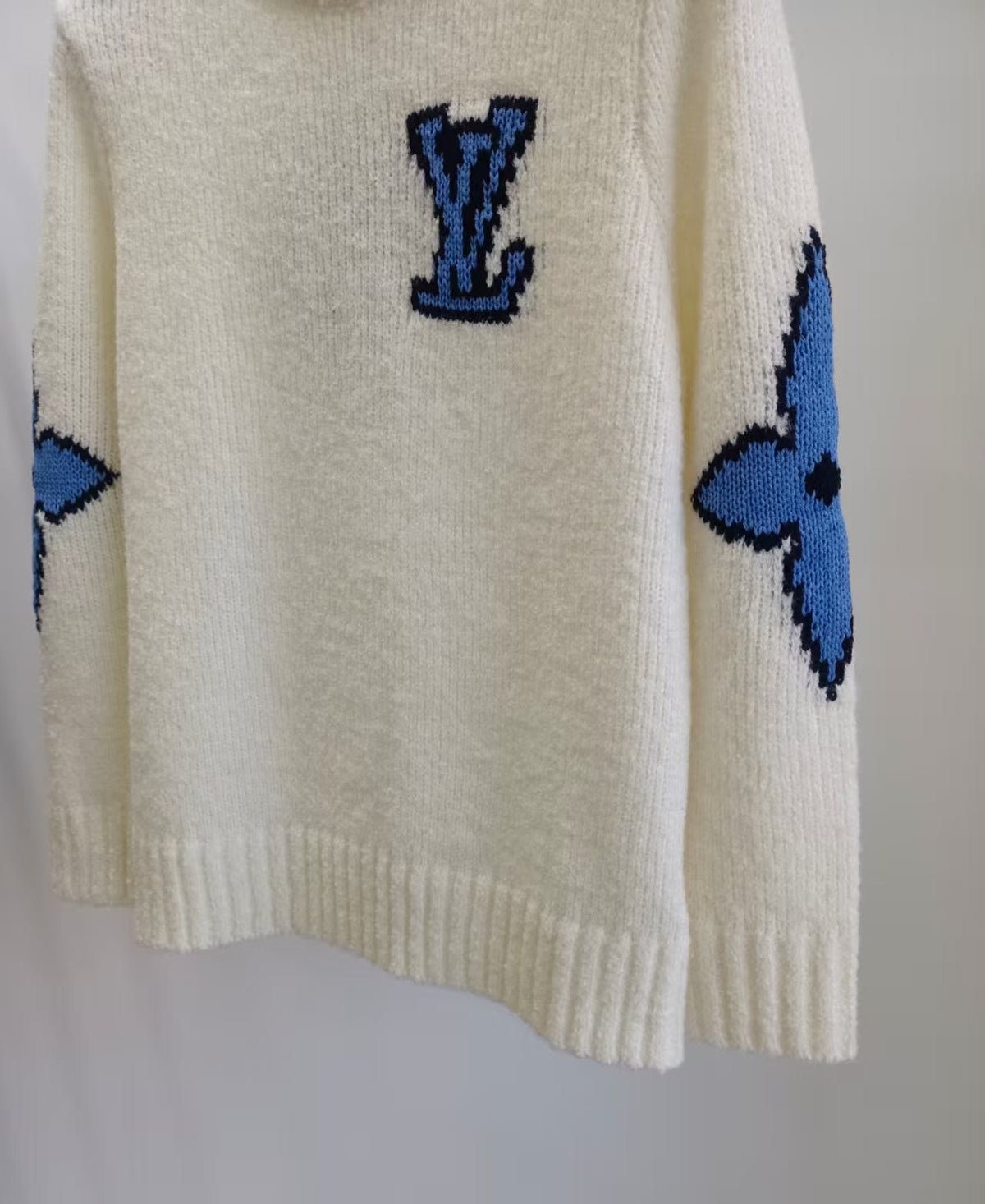 LV Solid Letter Jacquard Crew Neck Knit White Long Sleeve