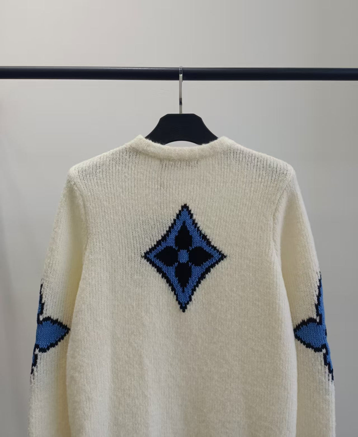LV Solid Letter Jacquard Crew Neck Knit White Long Sleeve