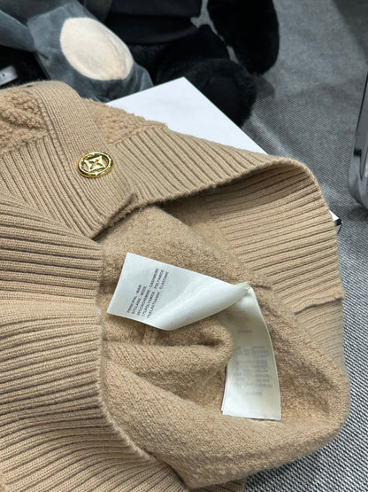 LV 26 Wool Knit Cardigan 800128